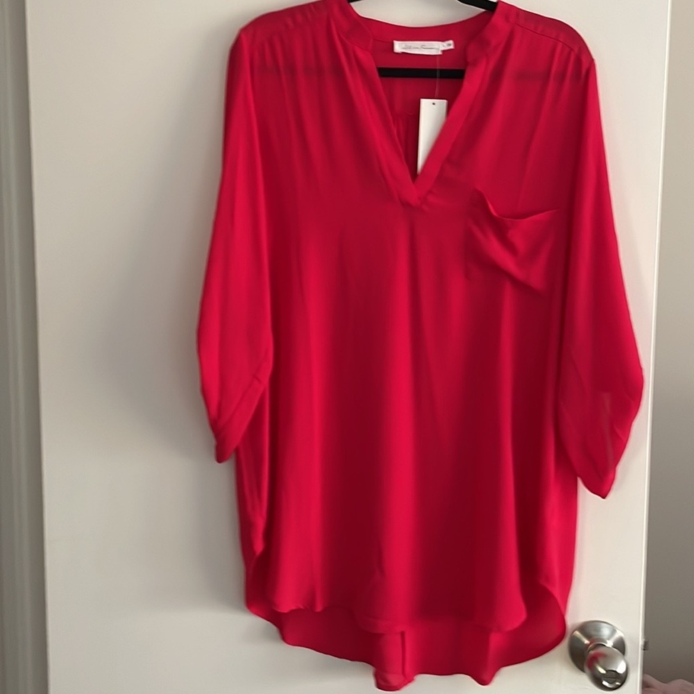 All in Favor dark pink/red Henley tunic